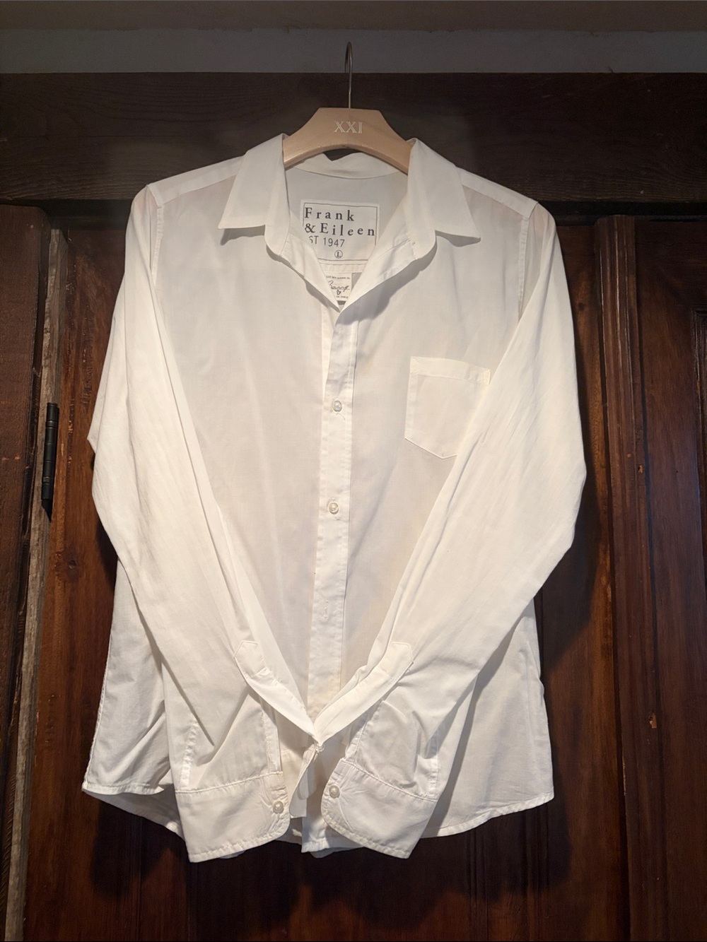 Frank & Eileen White Lightweight Cotton Button-Down Shirt